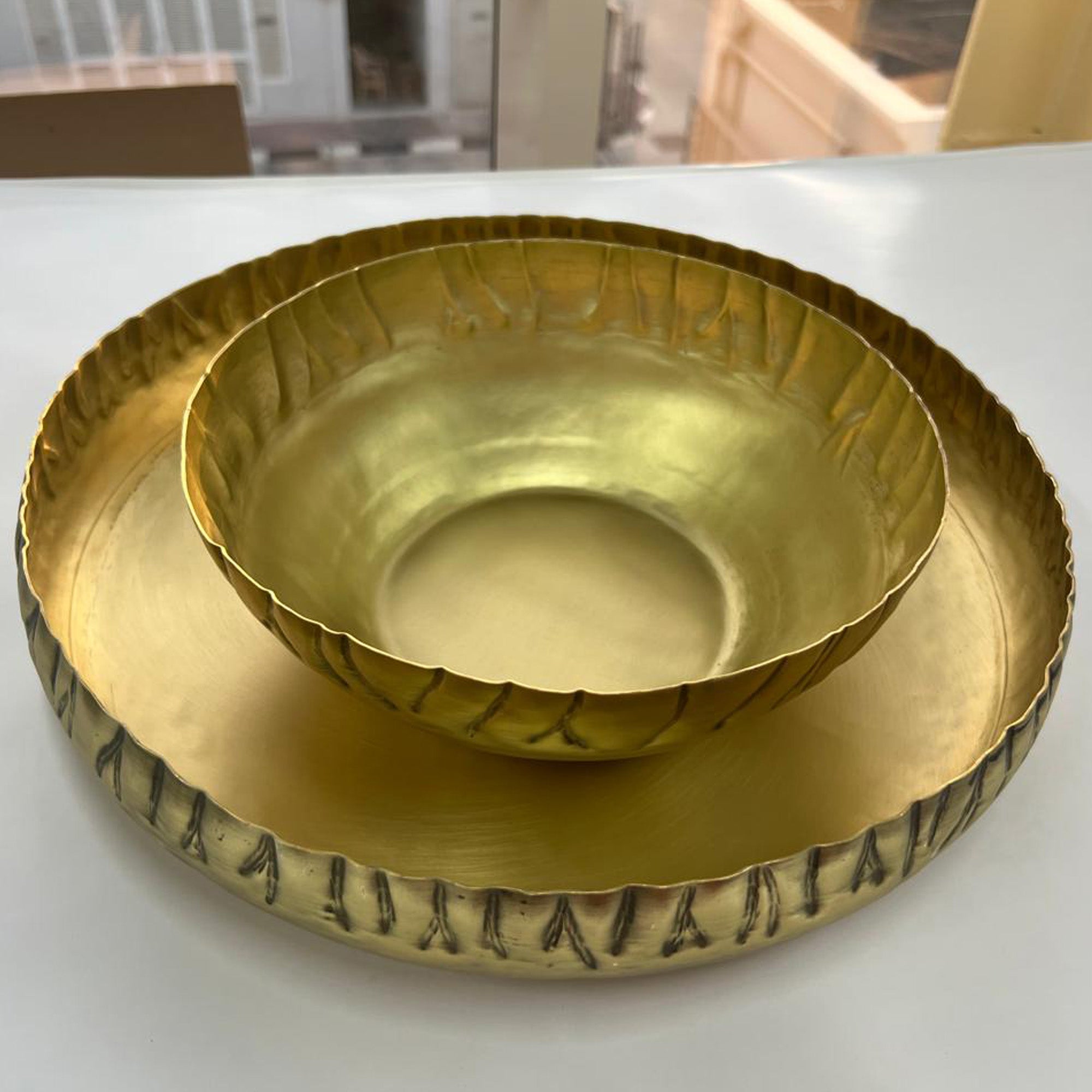 Serving deep brass bowls (25cm) - Gold