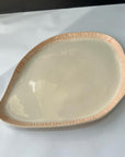 Serving plate elongated with texture rim - Light pink - XL - (38*30cm)